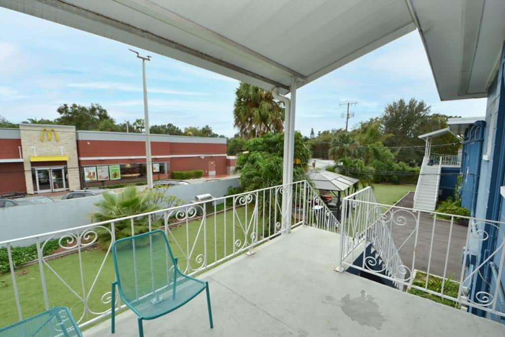 New Huge Green Garden 1Br Tampa Exterior foto